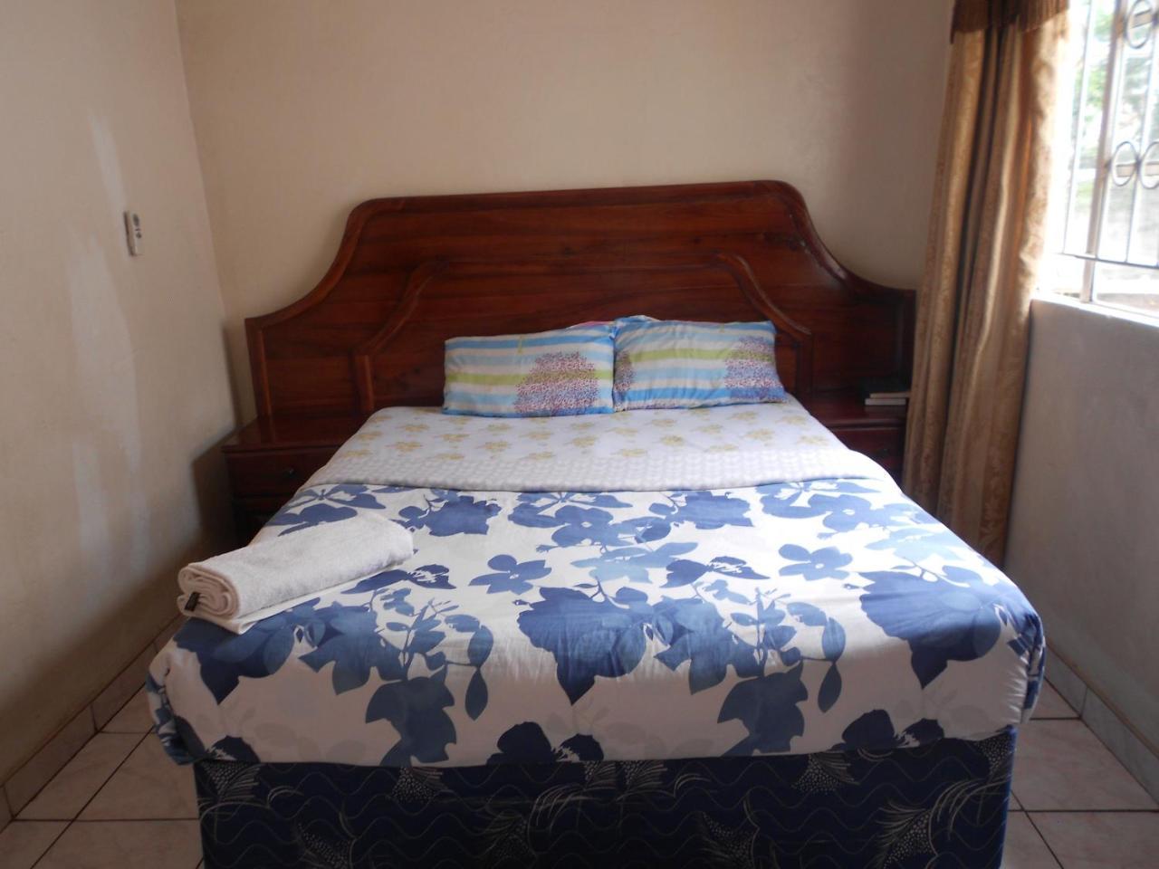 Comfort Corner Guesthouse Livingstone Exterior foto