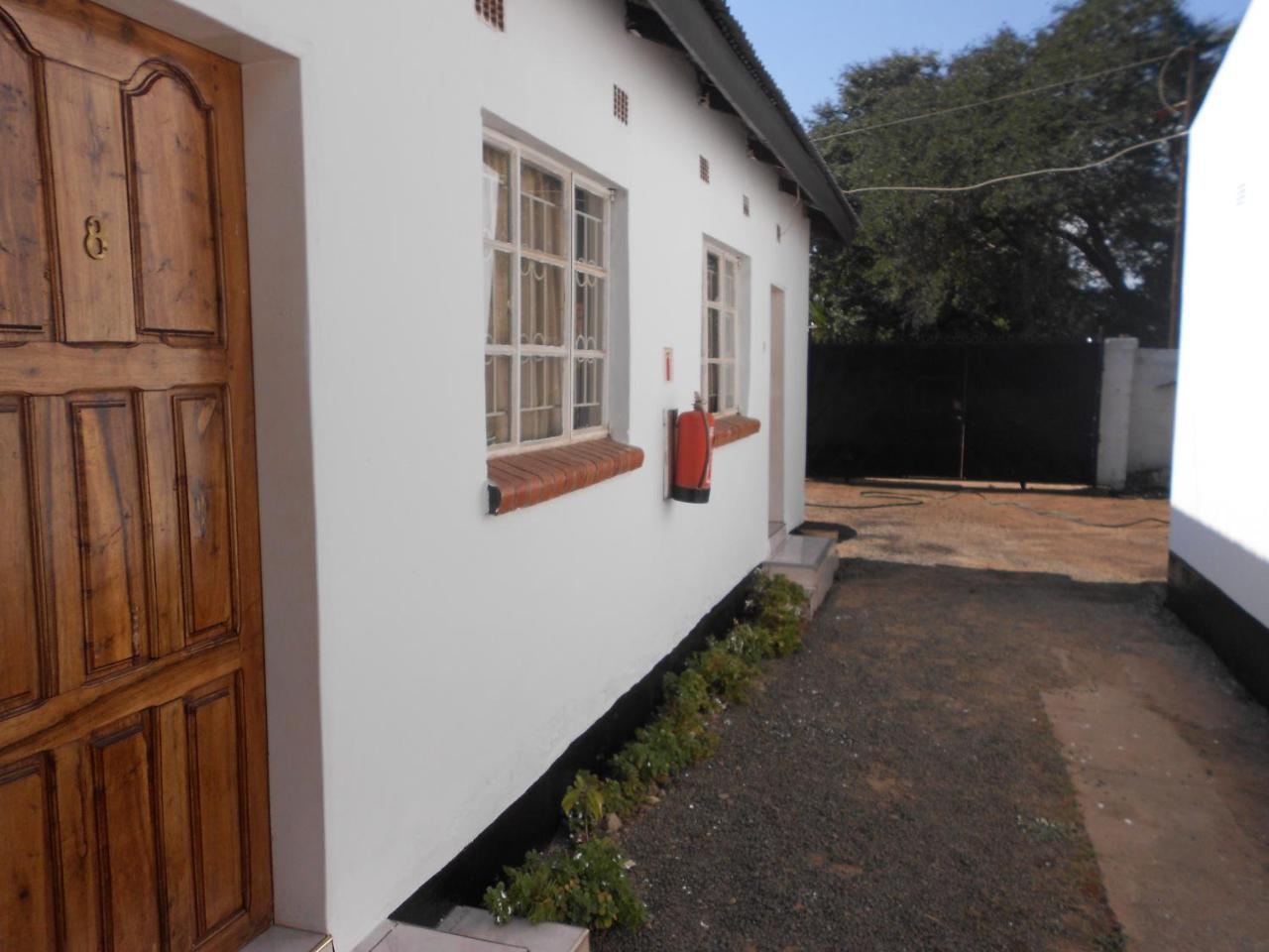 Comfort Corner Guesthouse Livingstone Exterior foto