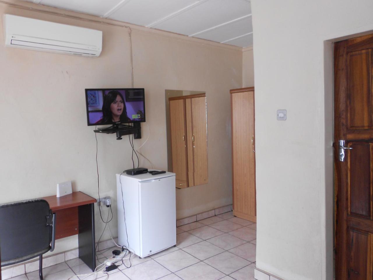 Comfort Corner Guesthouse Livingstone Exterior foto